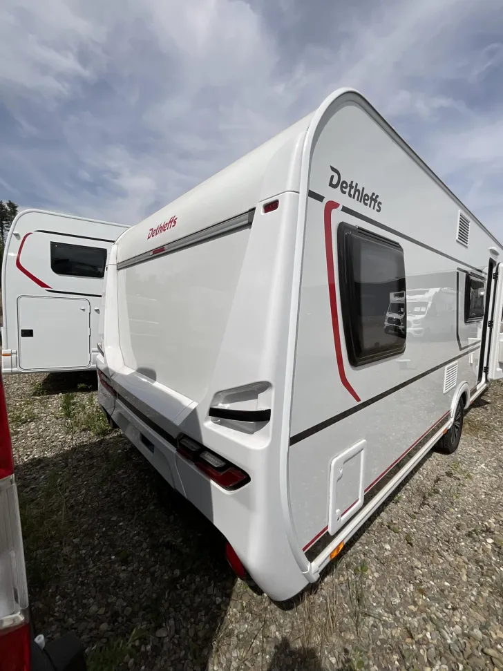Fahrzeugbild Dethleffs Camper 540 QMK Auflastung, Autarkpa,Kinderbetten #9
