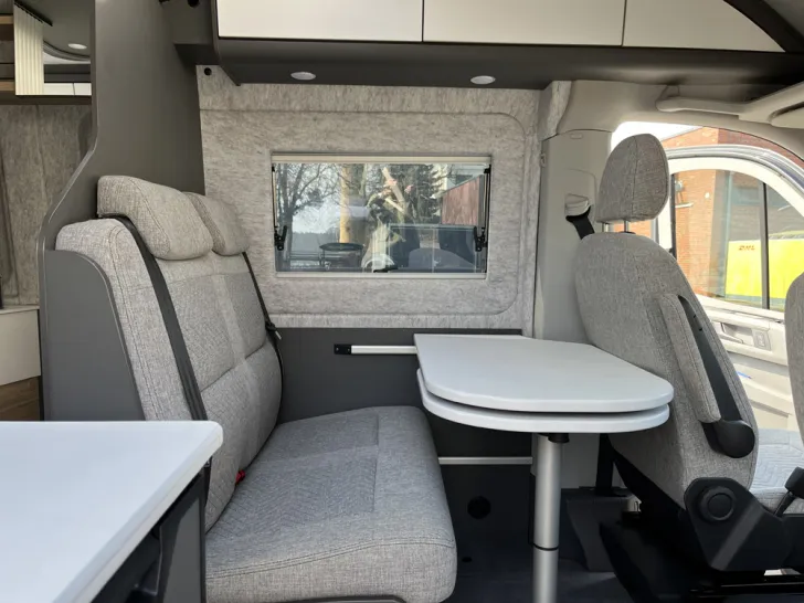 Fahrzeugbild VW Crafter 600 neuwertig #8