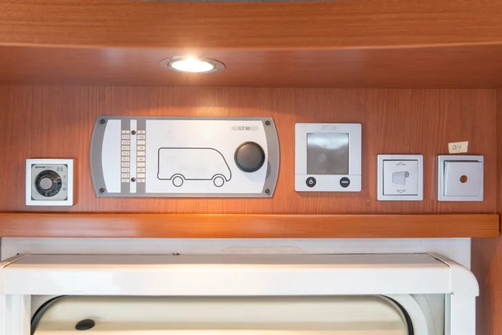Fahrzeugbild Hymer B 585 Starline *2xKlima*SAT*TV*ALDE*2xSolar* #18