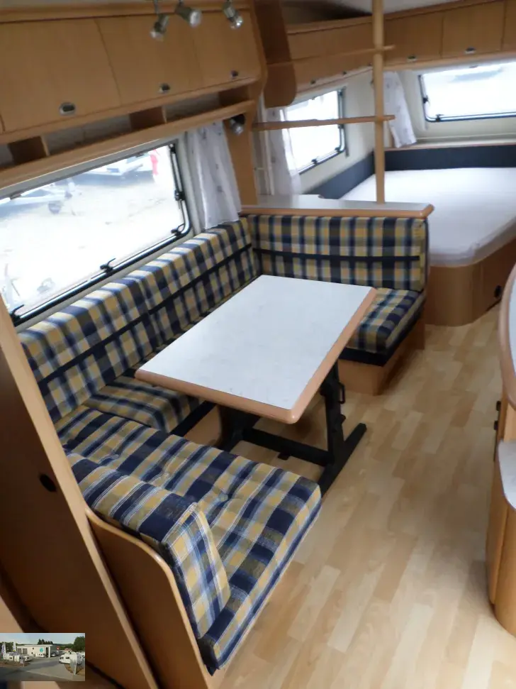 Fahrzeugbild Hobby De Luxe Easy 560 KMFe Nr. 35 - Etagenb., franz. Bett #5