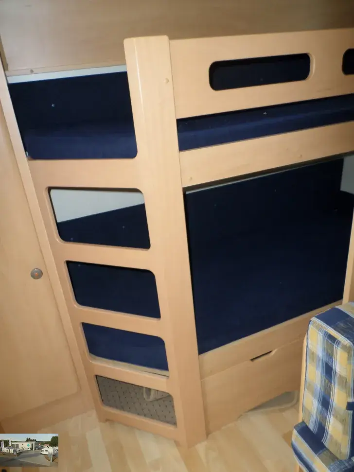 Fahrzeugbild Hobby De Luxe Easy 560 KMFe Nr. 35 - Etagenb., franz. Bett #14