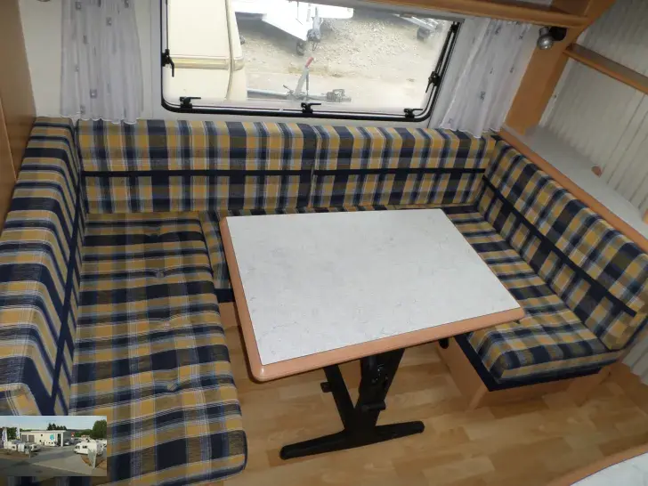 Fahrzeugbild Hobby De Luxe Easy 560 KMFe Nr. 35 - Etagenb., franz. Bett #17