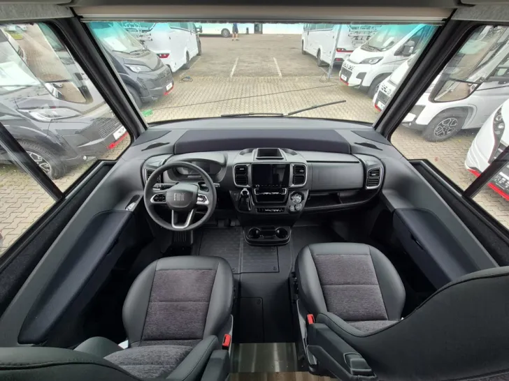 Fahrzeugbild Niesmann + Bischoff iSmove 6.9 E #9