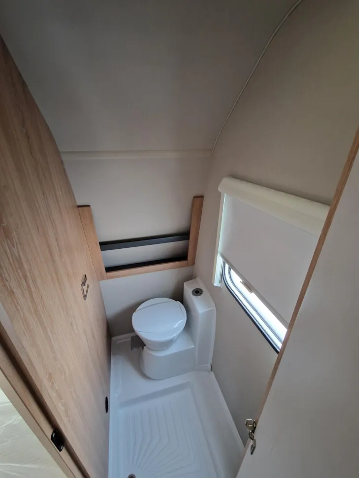 Fahrzeugbild Knaus Sport 450 FU #21