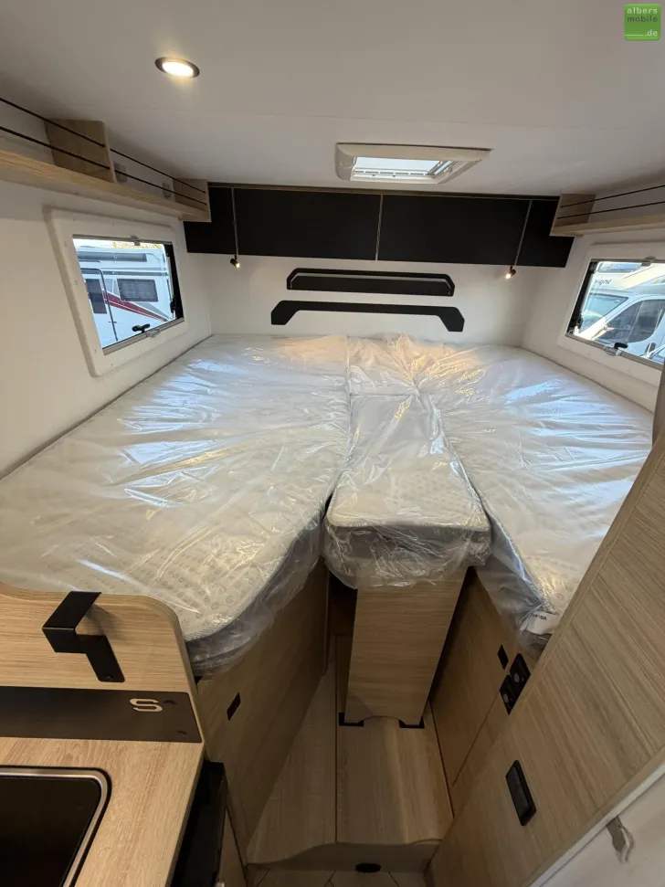 Fahrzeugbild Challenger S-Teilintegrierte S217 Sport Edition Arctic 2026 #18