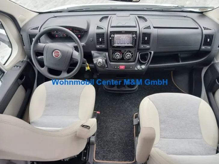 Fahrzeugbild Carado T 135 Allwetter Sat+TV Markise DuoControl #6