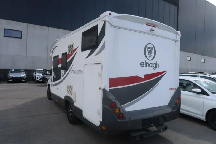 Fahrzeugbild Elnagh T - Loft 450 nur 23.000 km #5