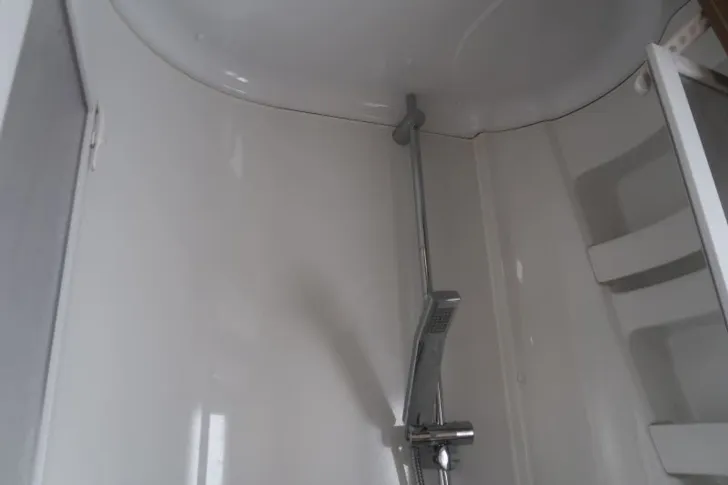Fahrzeugbild Elnagh T - Loft 450 nur 23.000 km #11