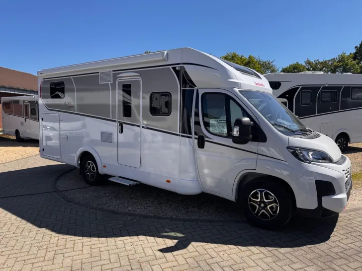 Fahrzeugbild Dethleffs Just Camp Active T 7052 EB Modell 2026 #2