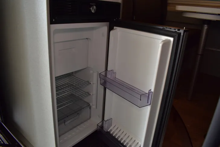 Fahrzeugbild Hymer Free 602 Längsbetten, Schlafdach, 5,99m #16