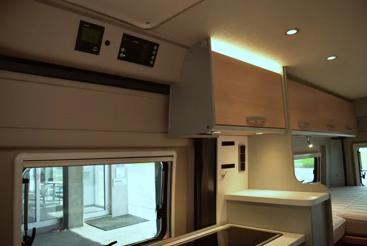 Fahrzeugbild Hymer Free 602 Längsbetten, Schlafdach, 5,99m #20