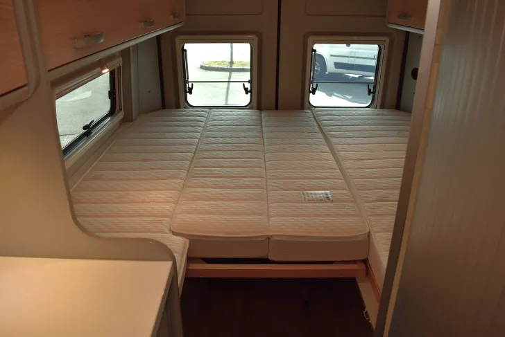 Fahrzeugbild Hymer Free 602 Längsbetten, Schlafdach, 5,99m #22