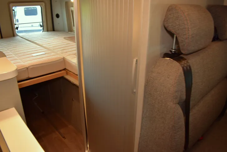 Fahrzeugbild Hymer Free 602 Längsbetten, Schlafdach, 5,99m #26