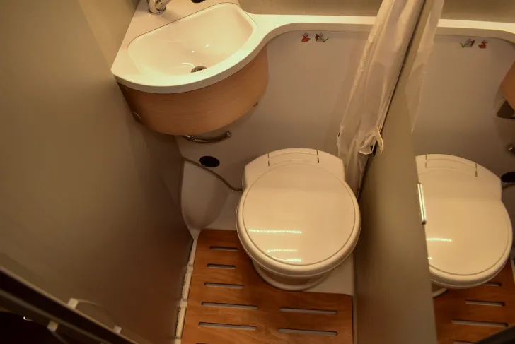 Fahrzeugbild Hymer Free 602 Längsbetten, Schlafdach, 5,99m #27
