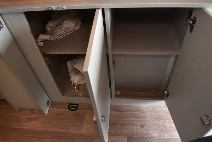 Fahrzeugbild Hymer Free 602 Längsbetten, Schlafdach, 5,99m #53