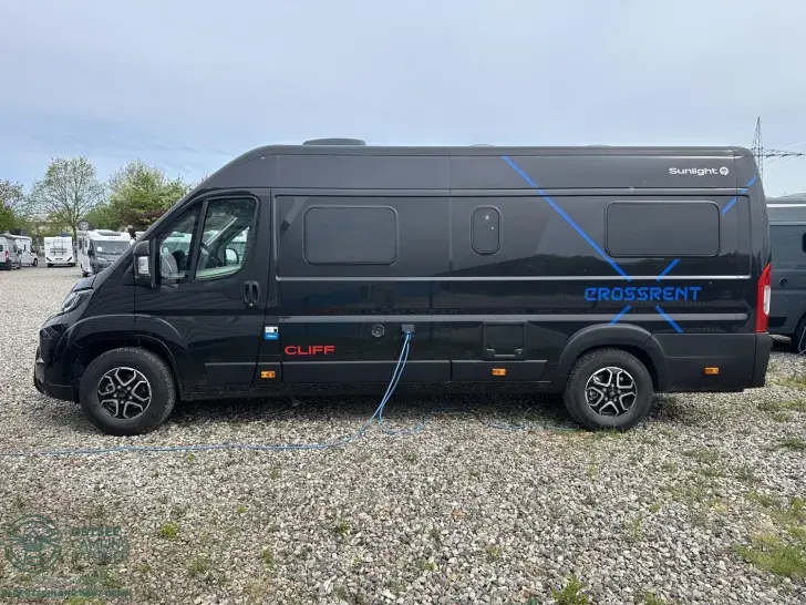 Fahrzeugbild Sunlight Adventure Cliff 640 Digital/Chassis/Driver-Paket #5