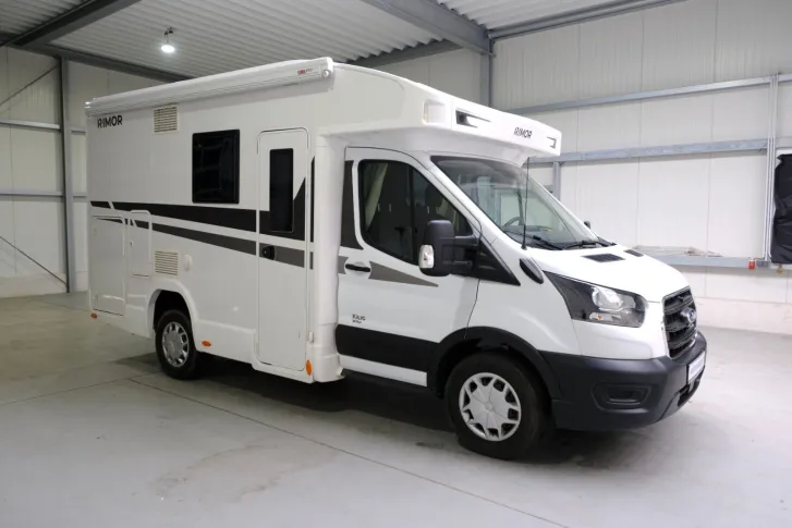 Fahrzeugbild Rimor Kilig 18 Plus/Festbett+Hubbett/Garage/Klima/AHK #2