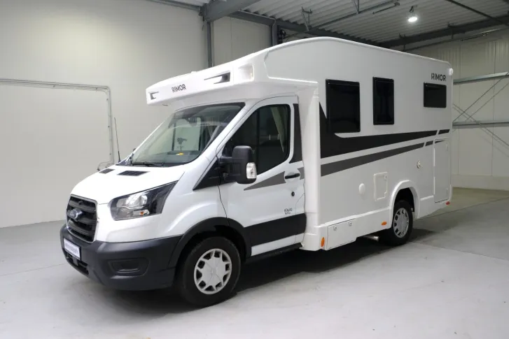 Fahrzeugbild Rimor Kilig 18 Plus/Festbett+Hubbett/Garage/Klima/AHK #3
