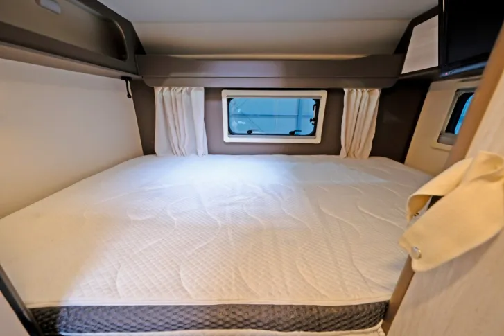 Fahrzeugbild Rimor Kilig 18 Plus/Festbett+Hubbett/Garage/Klima/AHK #11