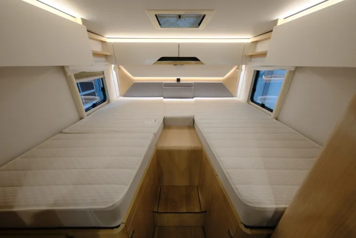 Fahrzeugbild Hymer B 580/Automatik/Einzelbetten+Hubbett/TOP #10