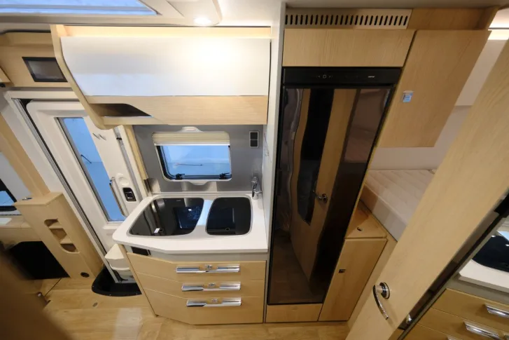 Fahrzeugbild Hymer B 580/Automatik/Einzelbetten+Hubbett/TOP #12