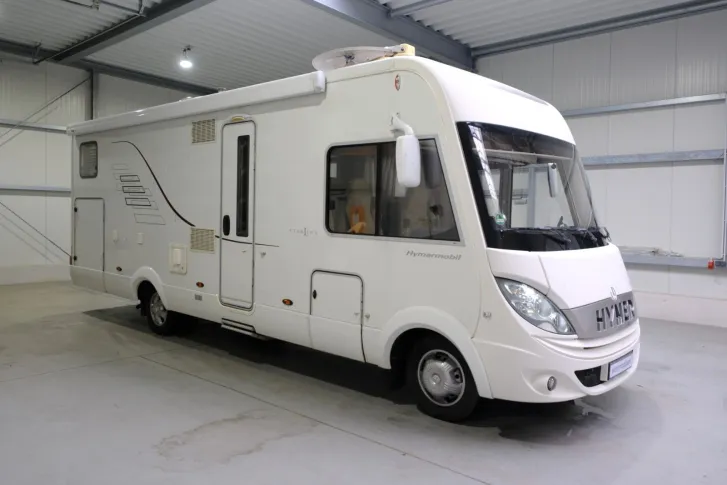 Fahrzeugbild Hymer B 680 Star-Line/Automatik/Einzelbetten+Hubbett #2
