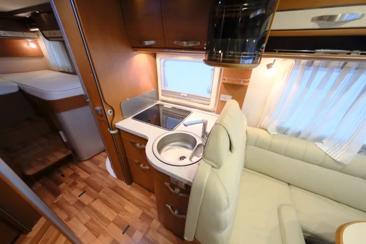 Fahrzeugbild Hymer B 680 Star-Line/Automatik/Einzelbetten+Hubbett #14