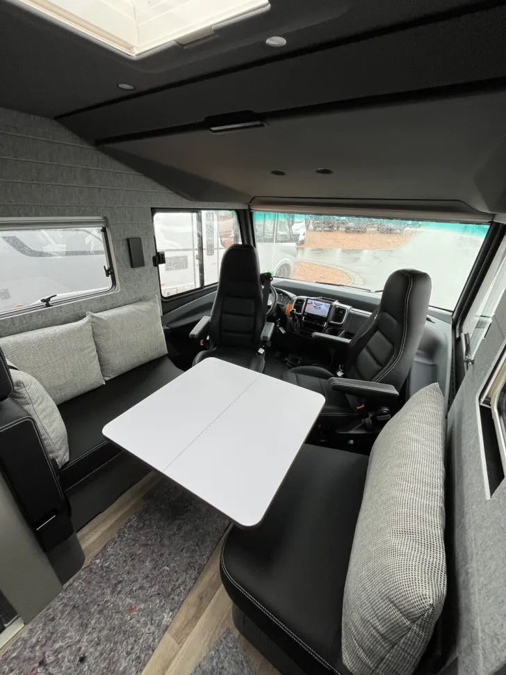 Fahrzeugbild Niesmann + Bischoff iSmove 7.3 F #8