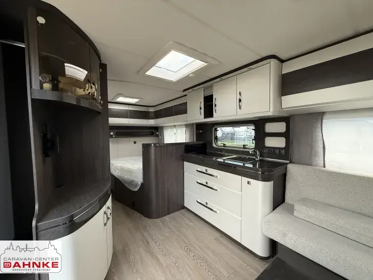 Fahrzeugbild Hobby Prestige 720 KWFU Mod. 26! Fußbodenheizg. #7