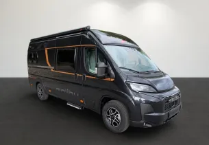 Bild Van First Class - Two Rooms 640 LE  ...