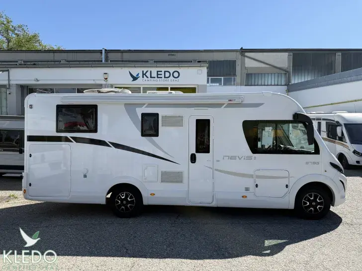 Fahrzeugbild McLouis Nevis 379 - VERMITTLUNG - #2