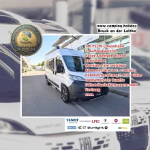 Schräg Vorne Sunlight Camper Van Cliff 540