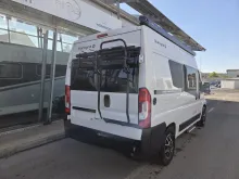 Seitlich Sunlight Camper Van Cliff 540