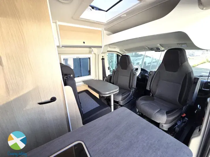 Sitzgruppe Sunlight Camper Van Cliff 540
