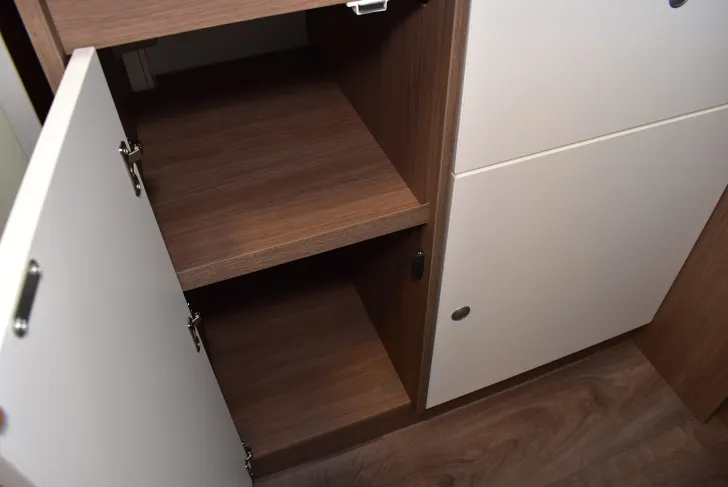 Fahrzeugbild Carado VAN V347 pro + Einzelbetten, Hubbett, Garage #21