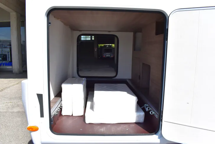Fahrzeugbild Carado VAN V347 pro + Einzelbetten, Hubbett, Garage #38