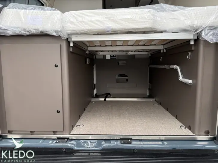 Fahrzeugbild Bürstner B66 600 C #7