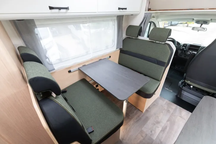 Fahrzeugbild Sunlight A 68 6 Sitz und 6 Schlafplätze #14