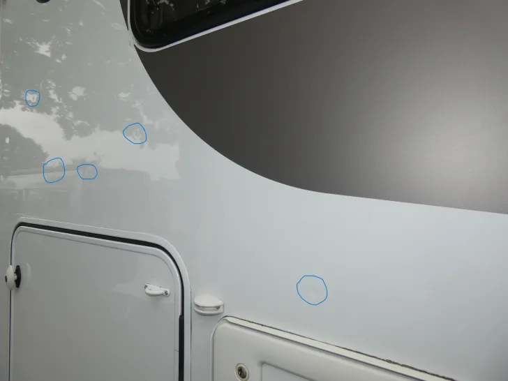Fahrzeugbild Carado T 337 - So.preis wegen Hageldellen #25