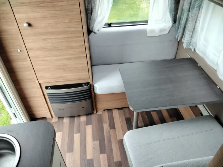 Fahrzeugbild Weinsberg CaraOne 420 QD #12