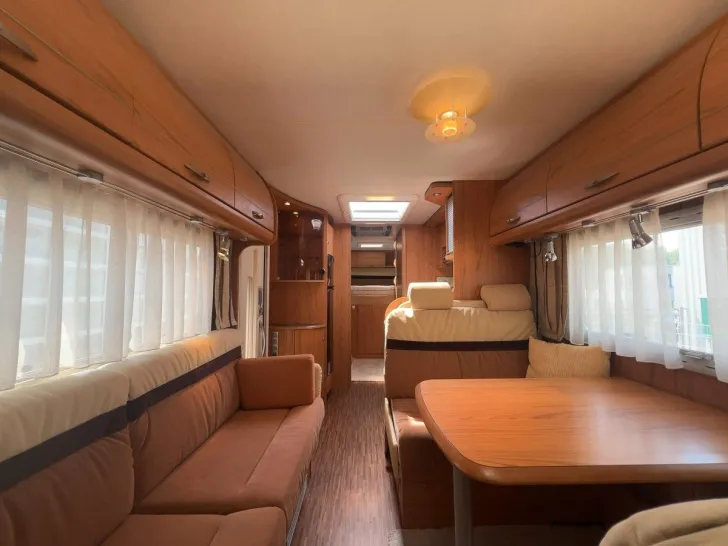 Fahrzeugbild Bürstner Argos A 747-2/1.Hand/Festbett/Garage/2xKlima/TOP #12
