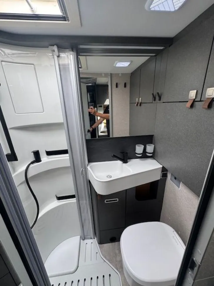 Grundriss Nacht Hymer ML-T 580 4x4 ALLRAD Umbau & Expedition