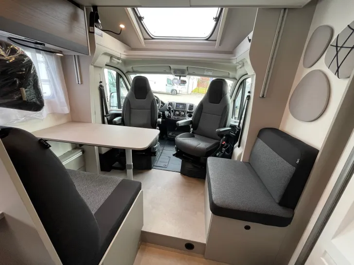 Fahrzeugbild LMC Tracer 730 EL ++MEGA-DEAL++ #18
