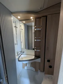 Fahrzeugbild Knaus Sky Wave 650 MEG 140 PS / Schalter, G9098 #17
