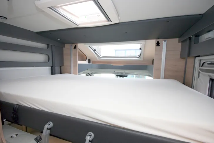 Fahrzeugbild Knaus L!VE WAVE 650 MEG Black Selection #11
