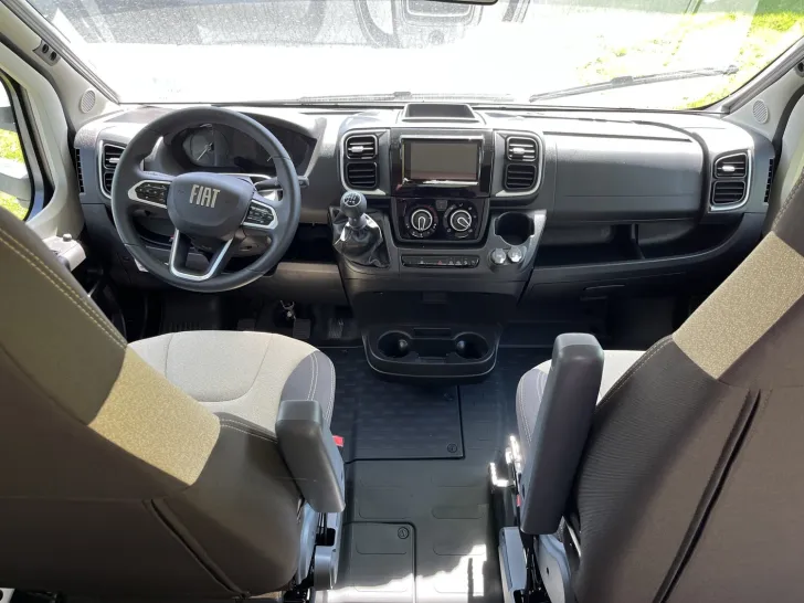Fahrzeugbild Weinsberg CaraHome 650 MEG ++MEGA-DEAL++ #14