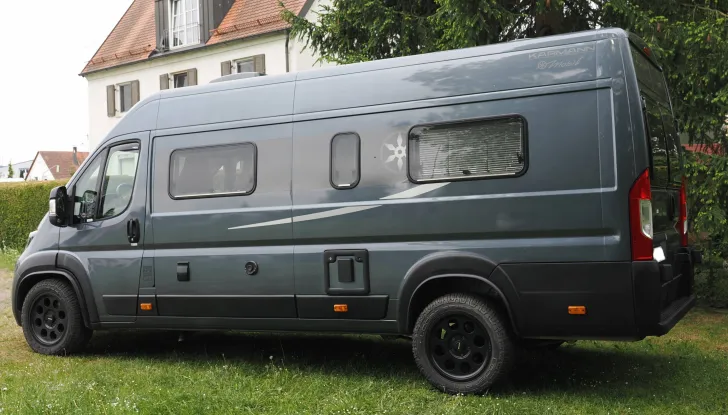 Grundriss Nacht Karmann Mobil Davis 620 Lifestyle Neuwertiger Zustand