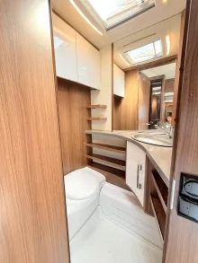 Fahrzeugbild Hymer Eriba Exciting 530 2000 kg Mover Alko Mammut auto #22