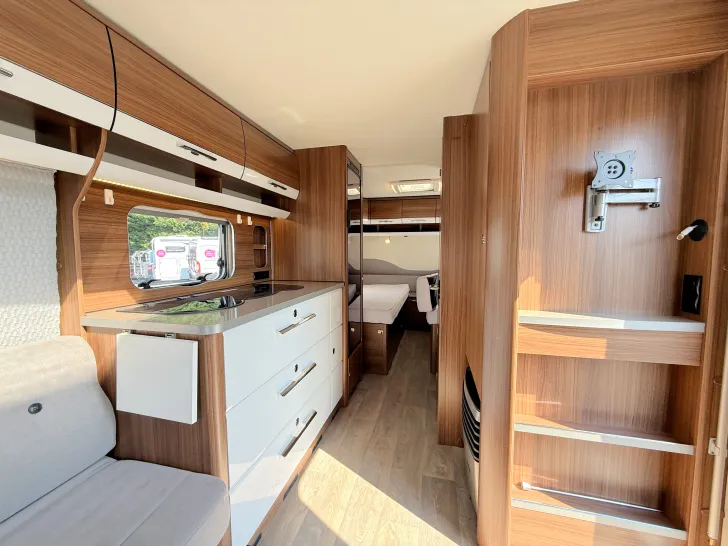 Fahrzeugbild Hymer Eriba Exciting 530 2000 kg Mover Alko Mammut auto #12