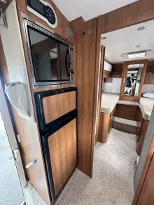 Fahrzeugbild XGO Coupe 302 - Solar*TV*Einzelbetten+Hubbet #6